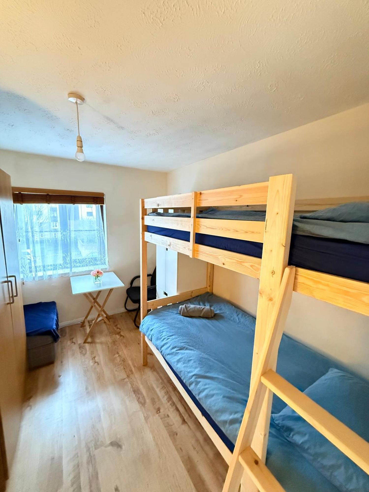 Upton Park - House Apartment Лондон Екстериор снимка