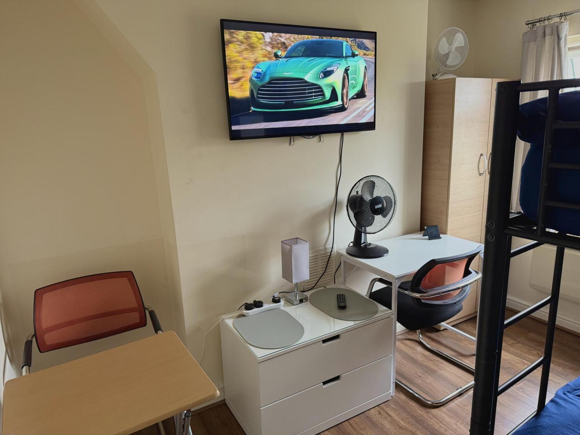 Upton Park - House Apartment Лондон Екстериор снимка